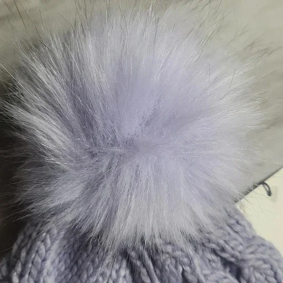 Calia Cable Knit Pom Beanie Womens in Lily Nwt - Picture 4 of 6